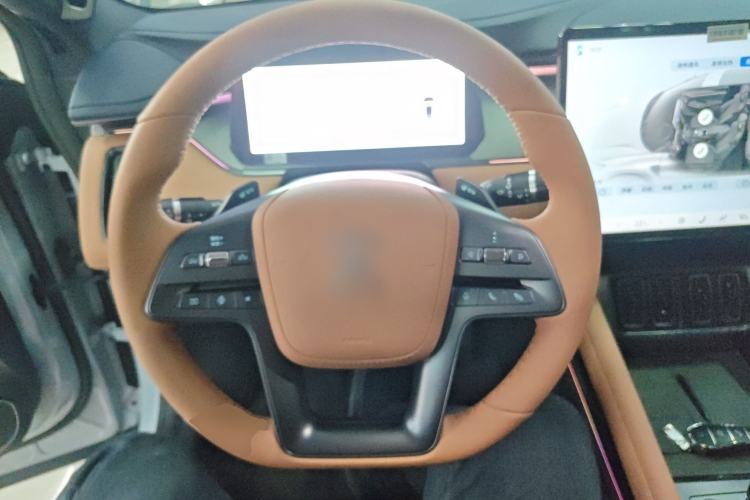 Used BYD Song L EV 2025 Intelligent Driving Version 662 km LiDAR Excellence Edition
