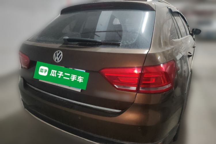 Used Volkswagen Cross Lavida 2014 1.4TSI DSG
