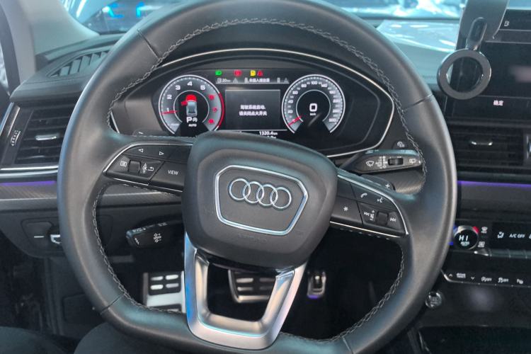 Used Audi Q5L 2022 40T Luxury Dynamic Model
