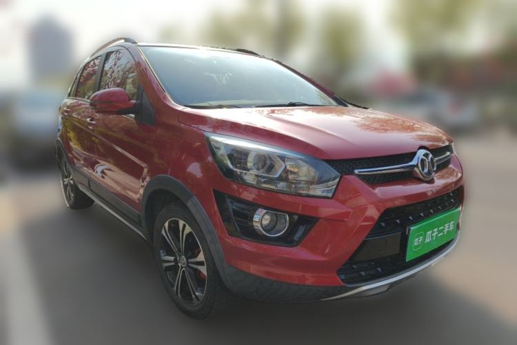 Used BAIC Senova X25 2015 1.5L Manual Elite Edition Front Right 45 Deg