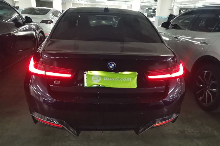 Used BMW i3 2024 eDrive 35 L
