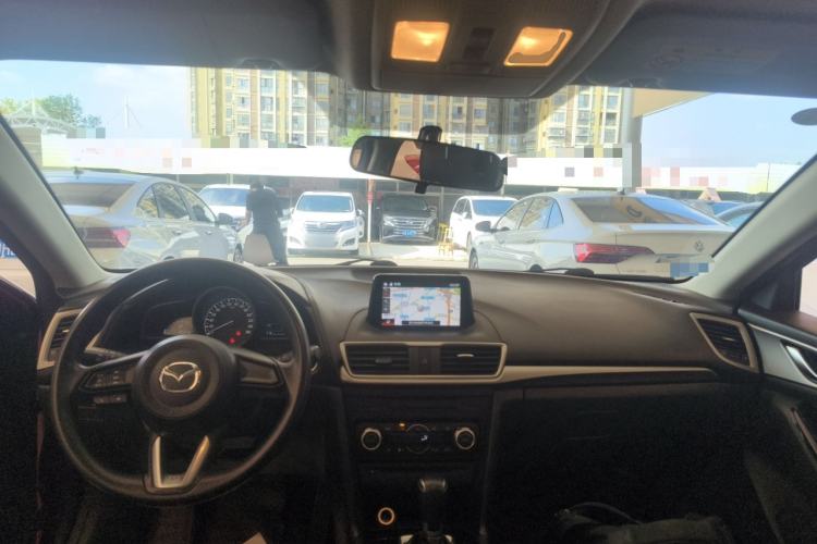 Used Mazda Mazda 3 Axela 2019 Cloud-Controlled Sedan 1.5L Automatic Luxury Model China VI Standard
