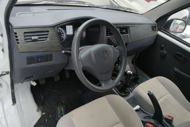 Used Jinbei Hiace X30 2023 1.5L Super-Enjoyment Van 2/5 Seats Non-Air-Conditioned Version SWC15M