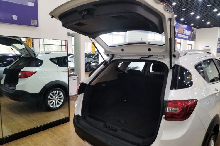 Used Dongfeng Aeolus AX3 2016 1.5L Automatic Shangkue Model
