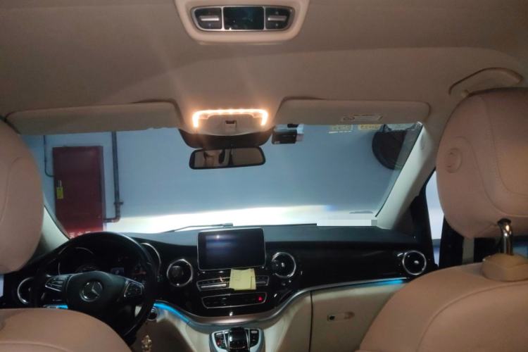 Used Mercedes-Benz V-Class 2017 V 260 Prestige Edition Headliner