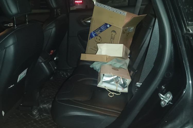 Used Jeep Cherokee 2016 2.4L Leading Edition
