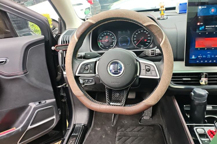 Used BYD Tang New Energy 2018 DM 2.0T All-Wheel Drive Smart Connect Advanced Model 7 Seats China V Emission Standard