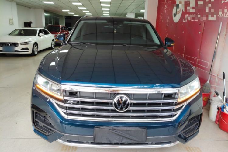 Used Volkswagen Touareg 2021 2.0 TSI Ruiyi Edition Front