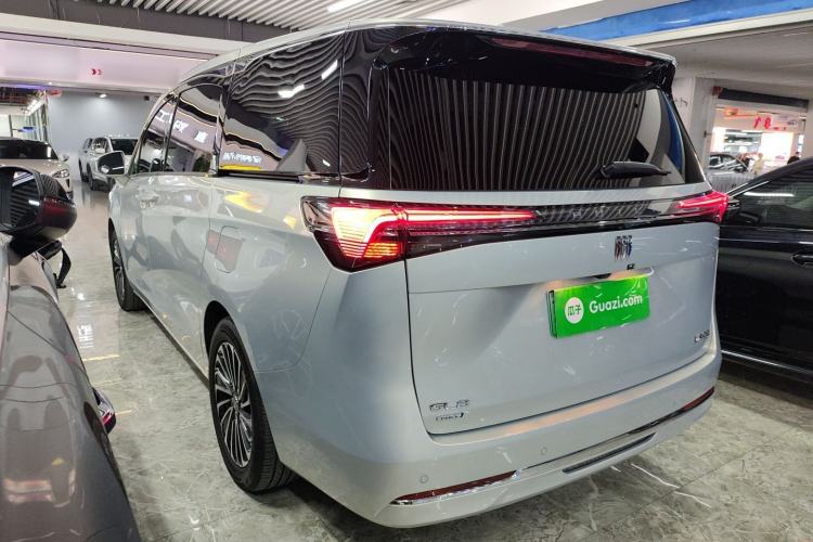 Used Buick GL8 New Energy 2025 Lu Shang Luxury Edition 7-Seater Exterior 2