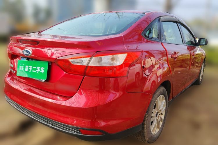 Used Ford Focus 2012 Sedan 1.6L Automatic Comfort Model
