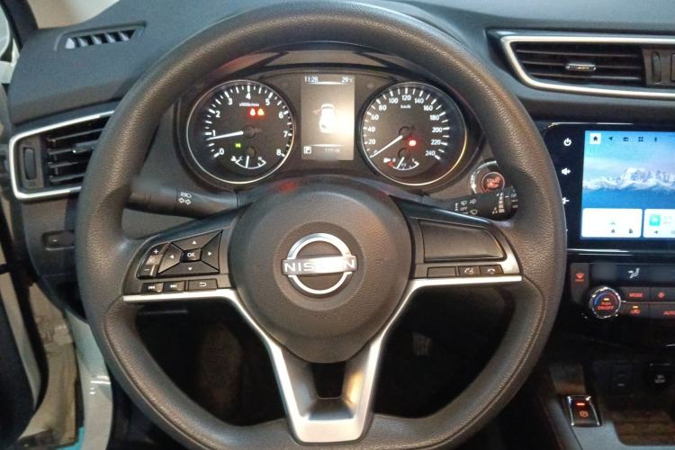 Used Nissan Qashqai 2023 Classic 2.0L CVT XV Comfort Edition