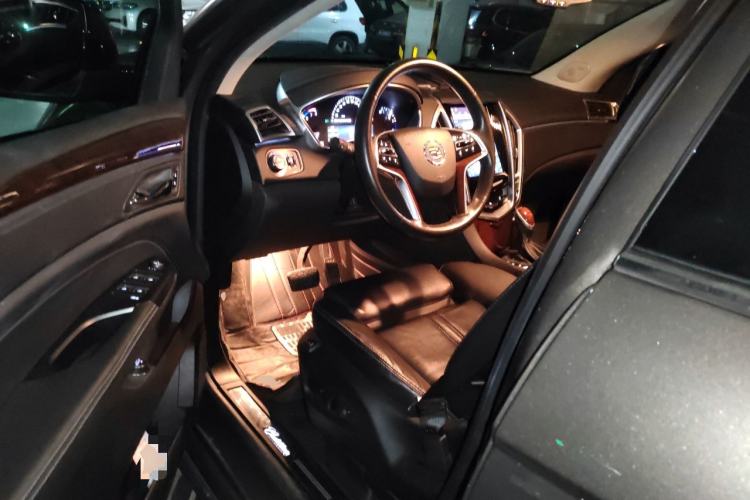 Used Cadillac SRX 2015 3.0L Elite Model
