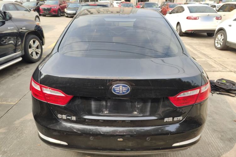 Used Bestune B70 2014 2.0L automatic luxury version