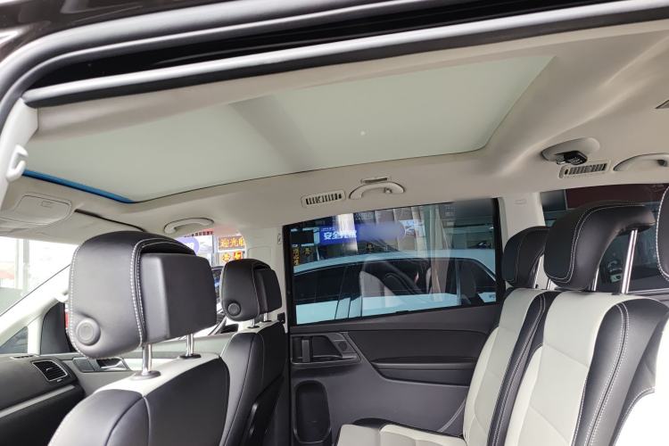 Used Volkswagen Sharan 2016 380TSI Comfort Edition 7-Seater
