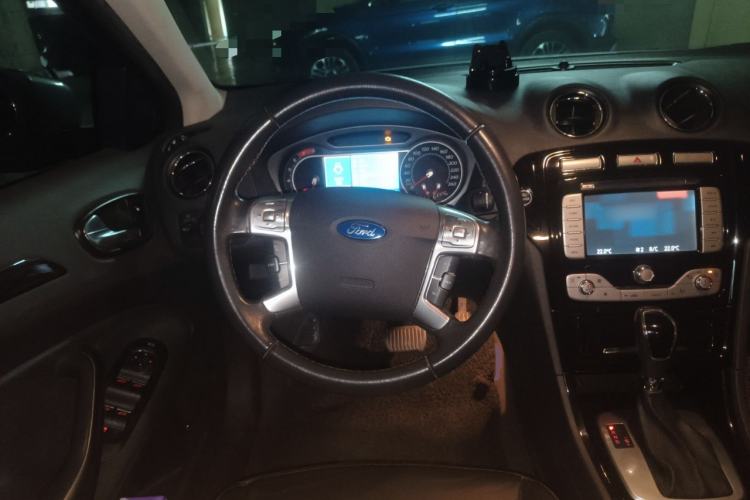 Used Ford Mondeo 2008 2.3L Luxury Sport Navigation Edition Steering Wheel