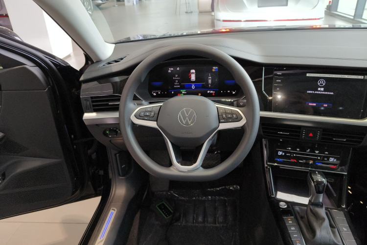 Used Volkswagen Passat New Energy 2025 430 PHEV Hybrid Business Edition Steering Wheel