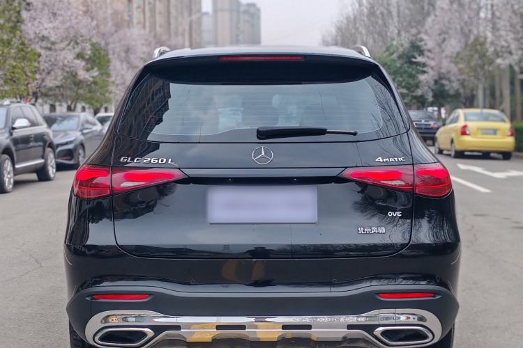 Used Mercedes-Benz GLC 2023 Facelift GLC 260 L 4MATIC Dynamic Version 5 Seats