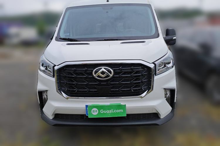 Used SAIC MAXUS Xintu V90 2024 ZhiJie 2.0T Automatic Front-Wheel-Drive Short Wheelbase Mid-Height Design with Single Rear Tire—5/6 Seater