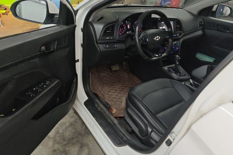 Used Hyundai Elantra (6th Generation / Lingdong) 2016 1.4T Dual-Clutch Xuan Dong · Dynamic Version Driver Seat