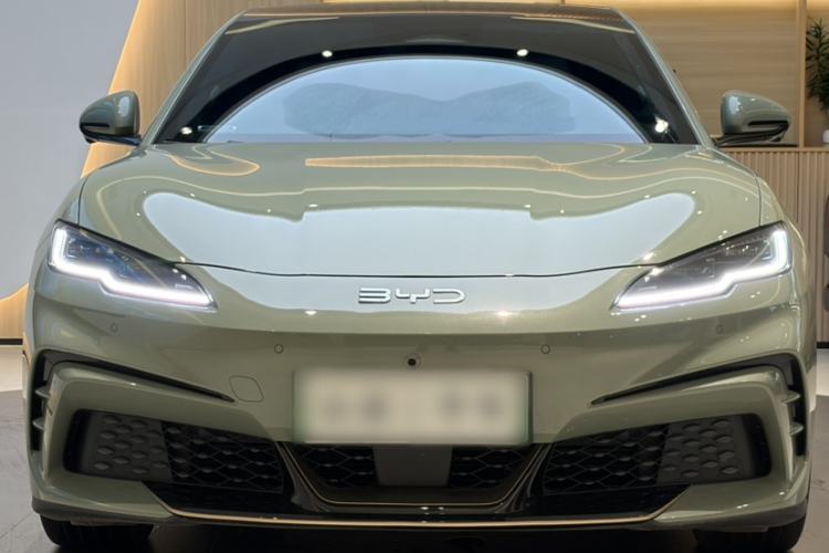 Used BYD Seal 06GT 2025 550 All-Wheel-Drive Heatwave Edition Exterior 1