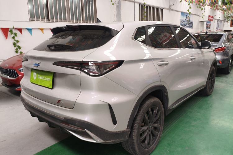 Used CHANGAN OSHAN X5 PLUS 2023 Revised 1.5T DCT Excellence Edition Rear Right 45 Deg