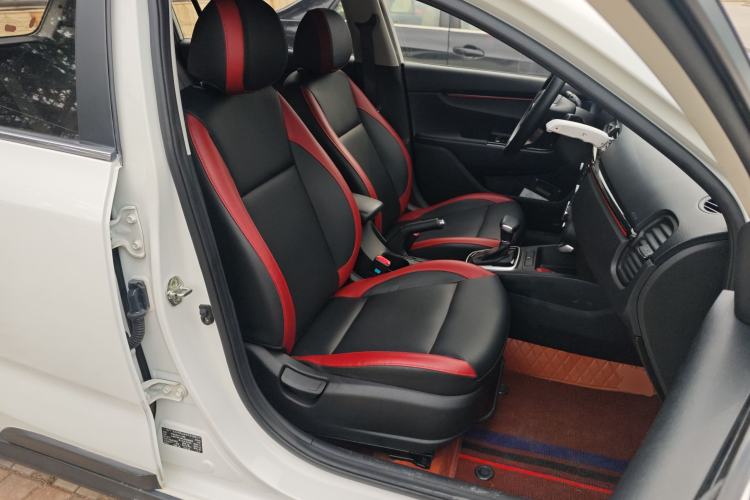 Used Kia KX Cross 2017 1.4L AT GLS
