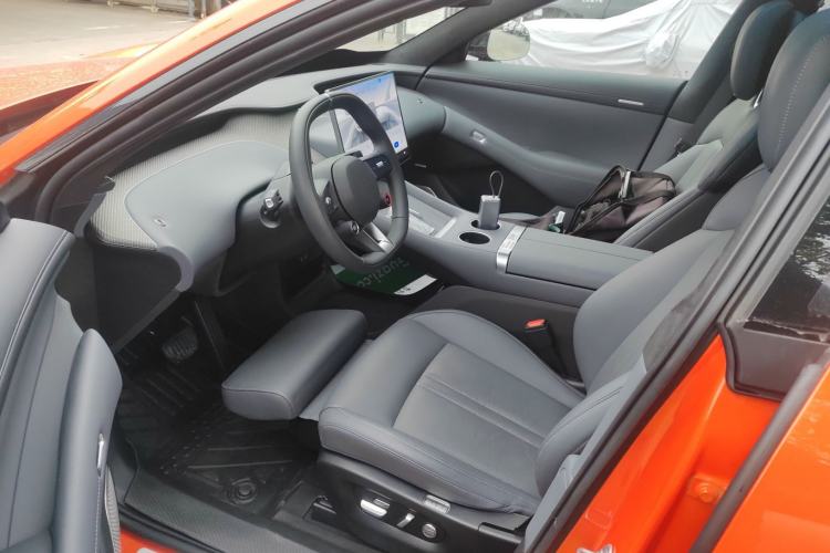 Used Xiaomi Auto YU7 2025 Ultra-Long Range High-Performance All-Wheel-Drive Max Edition
