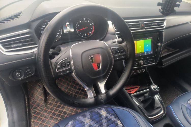 Used Roewe i5 2019 1.5L Manual 4G Connect Luxury Edition
