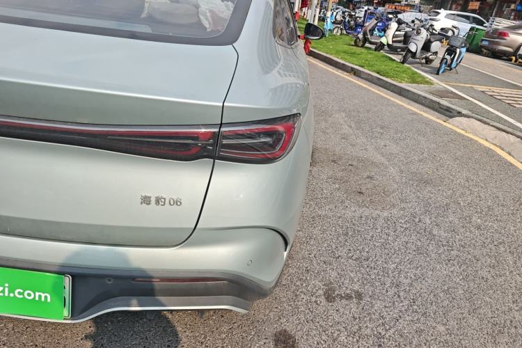 Used BYD Seal 06 New Energy 2024 DM-i 80KM Luxury Model Right Rear Taillight