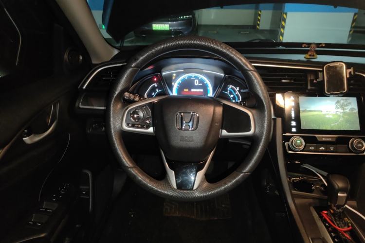 Used Honda Civic 2016 220TURBO CVT Luxury Edition Steering Wheel