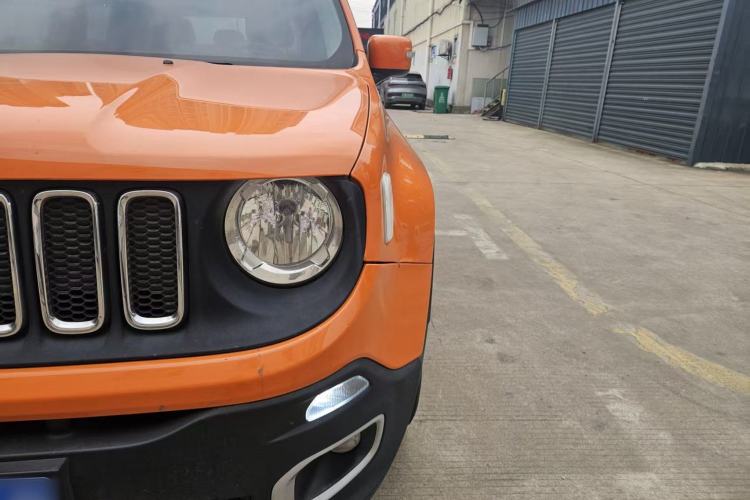 Used Jeep Renegade 2018 Connected Large Screen Version 180T Automatic High-Energy Edition
