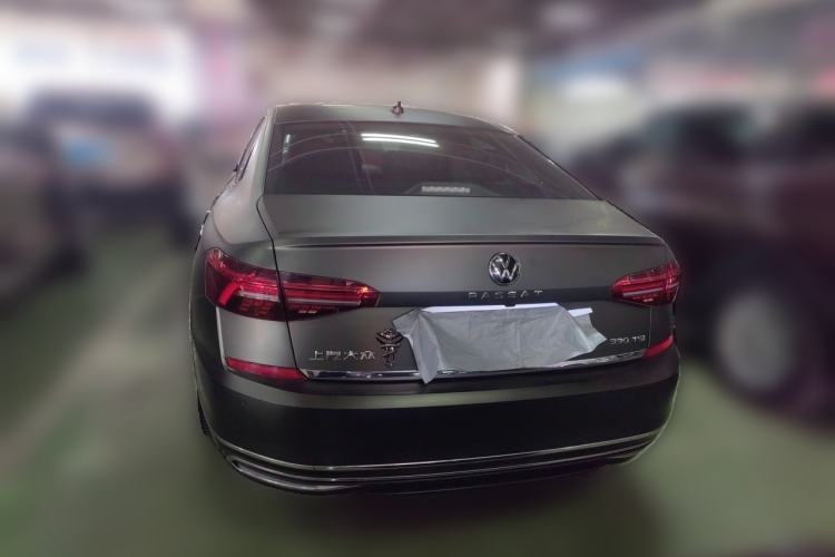 Used Volkswagen Passat 2020 Revised Version 330TSI Luxury Edition China VI Standard
