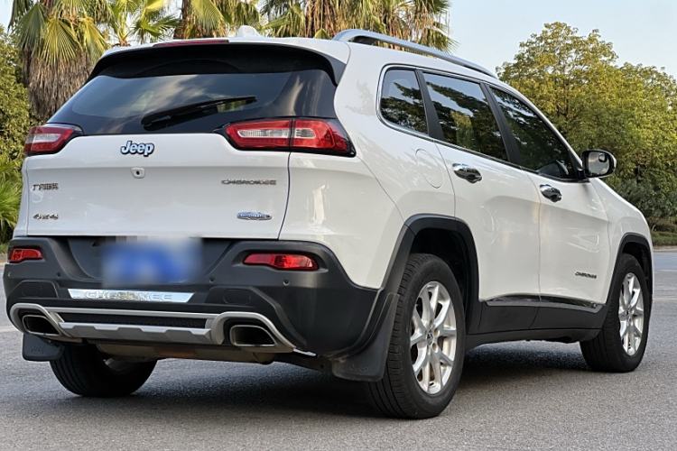 Used Jeep Cherokee 2017 2.4L Leading Smart Edition