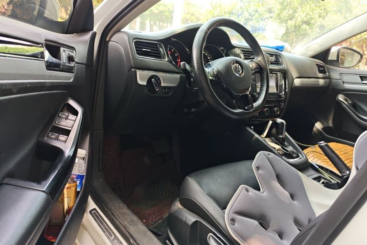 Used Volkswagen Sagitar 2018 1.6L Automatic Comfort Model
