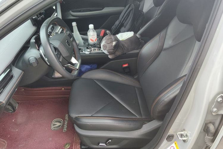 Used CHANGAN UNI-V 2022 1.5T Prestige Version
