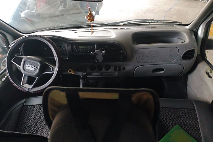 Used JMC Transit 2017 2.8T Commercial Version Short Wheelbase Mid-Roof 6/7/8-Seater JX493