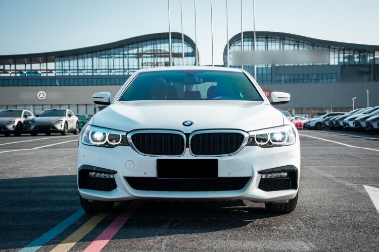 Used BMW 5 Series 2018 530Li Leading Model M Sport Package