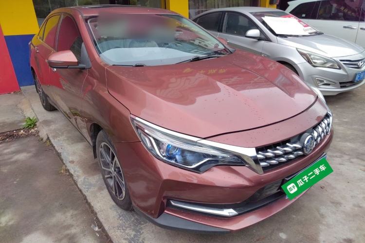 Used Venucia D60 2018 1.6L CVT Smart Connect Elite Edition