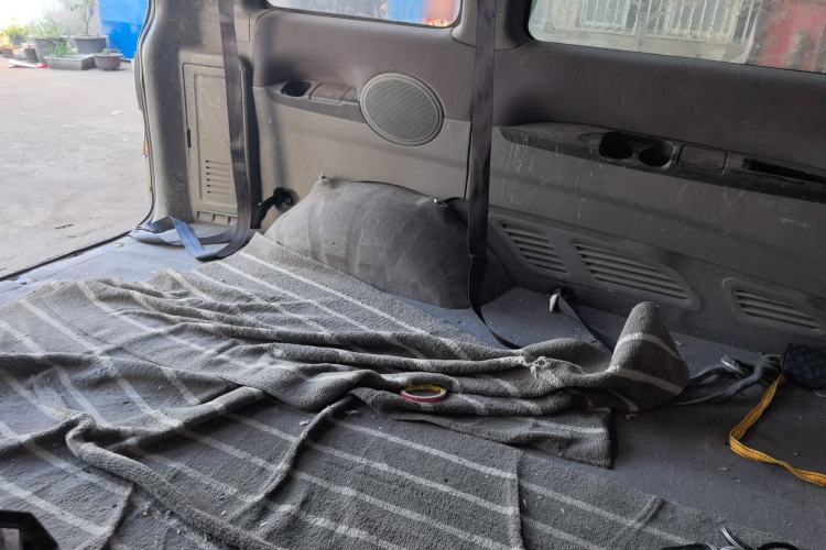 Used FORTHING Lingzhi 2014 V3 1.5L 7-Seater Comfort Model Left Rear Seat