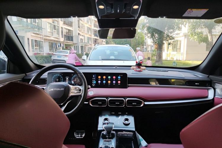 Used JETOUR X70 PLUS 2021 1.6T DCT Pro 7-seater
