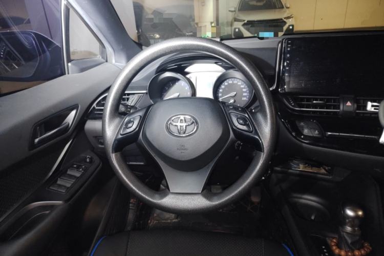 Used Toyota C-HR 2018 2.0L Elite Version China VI Standard Steering Wheel