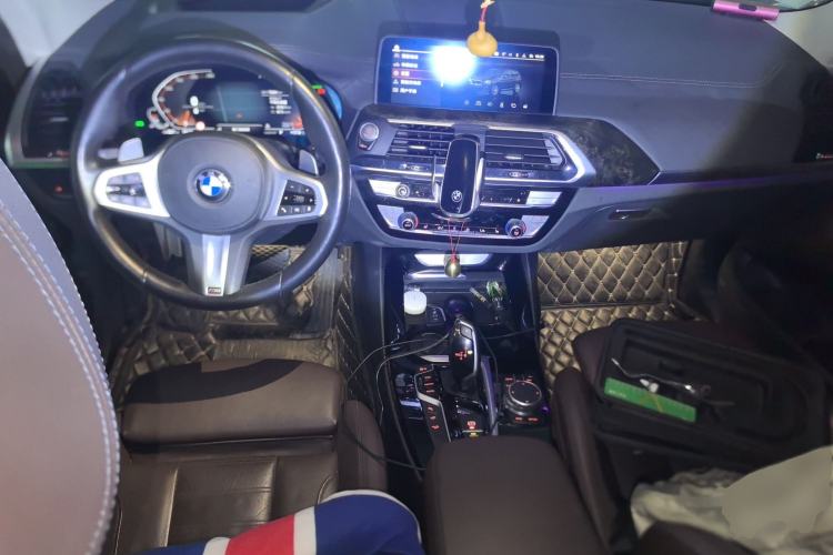 Used BMW X3 2021 xDrive30i Luxury Model with M Sport Package Center Console