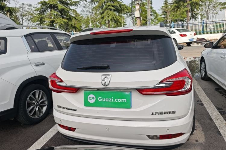 Used Baojun 310W 2017 1.5L Manual Fashion Model China V
