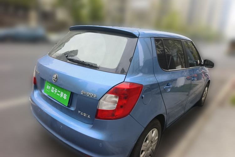 Used Skoda Fabia 2014 1.4L Automatic Crystal Edition