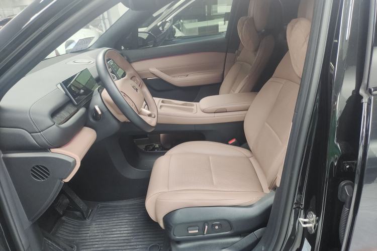 Used Nio ES6 2024 75 kWh
