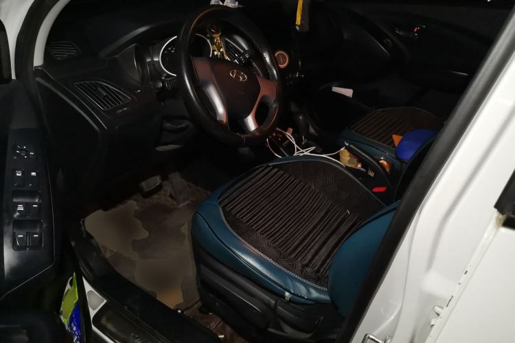 Used Hyundai ix35 2015 2.0L Automatic 2WD Comfort Edition China IV Standard