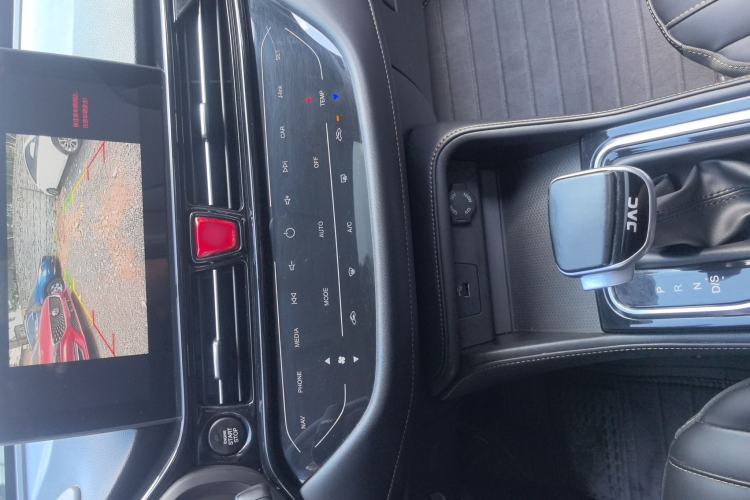 Used JAC X4 2020 1.5T CVT Superior Trim
