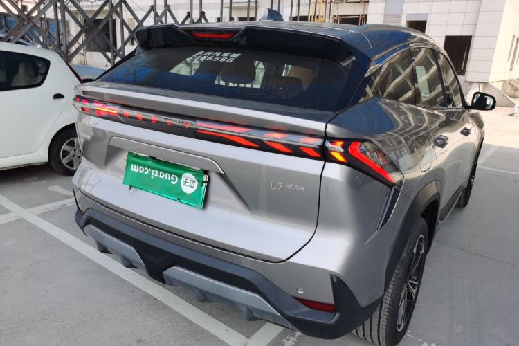 Used Geely Galaxy L7 2025 EM-i 115km Exploration Edition Rear Right 45 Deg