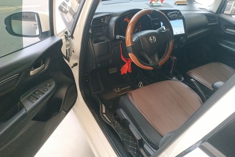 Used Honda Fit 2018 1.5L CVT Comfort Sunroof Version Driver Seat