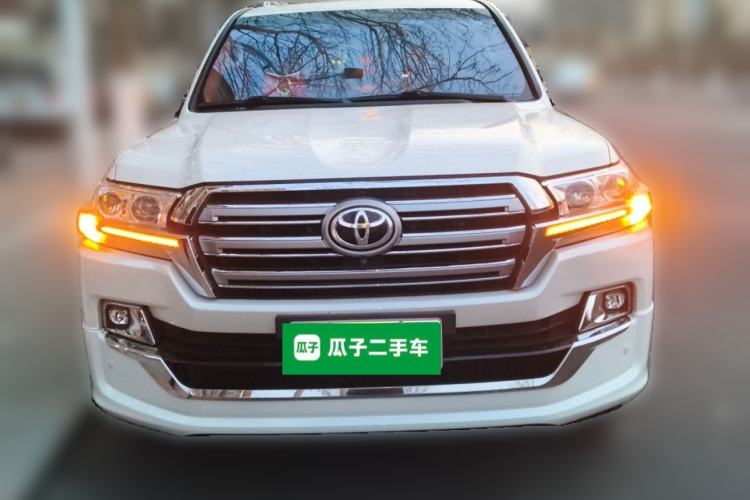 Used Toyota Land Cruiser 2015 4.6L V8 Middle East Limited Edition Front